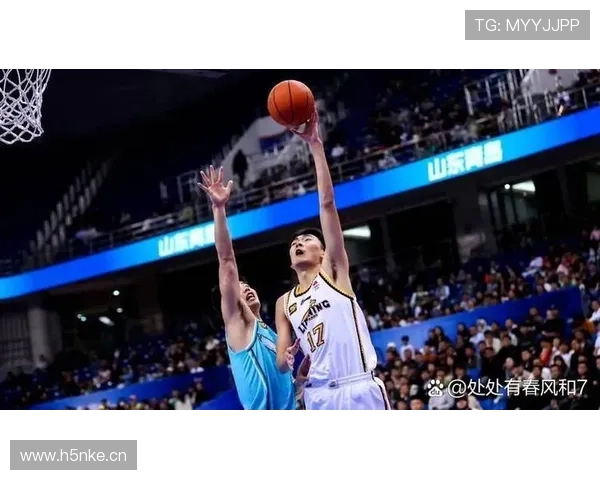 半场手感冰凉男篮三分命中低迷