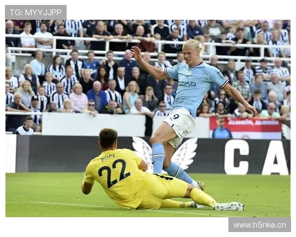 卡雷拉斯周一恢复合练 将战曼城